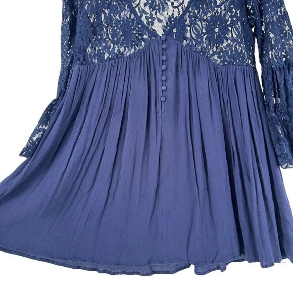 Umgee Lace Tunic Navy Blue Babydoll Bell Sleeve Draped Size M Sheer Boho Top - Picture 5 of 6